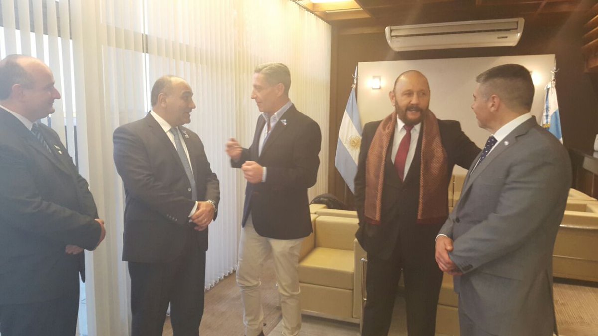 Arribó a #Tucumán @Arcioni2015ok, el vicegobernador de Chubut. #BicentenarioDeTodos