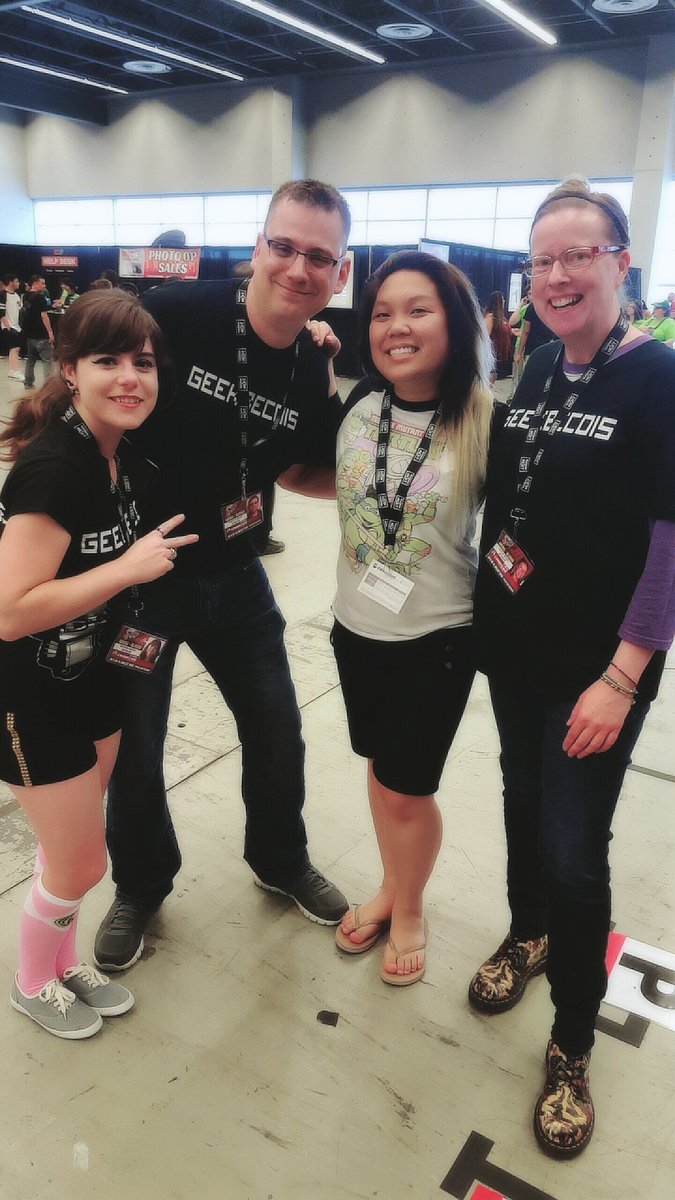 Geekbecois's tweet image. Nous sommes au #MtlComicCon ! On est prêt !