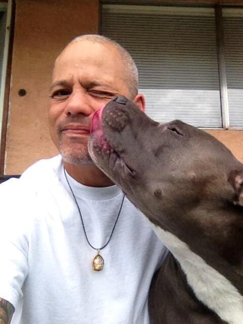 black_mamba_06's tweet image. @davidlabrava is REALLY an Awesome Guy&amp;lt;3 #DogsLovers and so close with is #LOTLOT Fans&amp;lt;3 #Bravo &amp;amp; #Respect !:)
