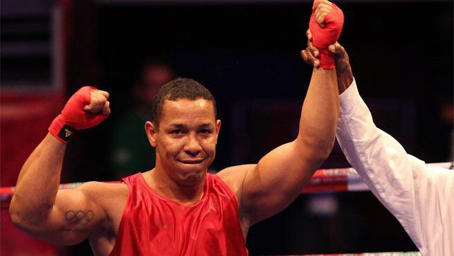 MilaRodri_'s tweet photo. #PreolimpicoDeBoxeo Felicitaciones para el púgil Edgar"Apolón"Muñoz! En +91kg se suma a la fiesta Olimpica #Rio2016 https://t.co/efZ3Dhmz6h