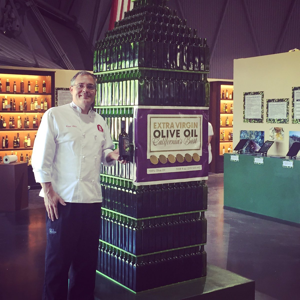 RLMProvisions's tweet photo. @CAStateFair judging jams and jellies - so excited - so honored #California #foodpreservation #SFPLA https://t.co/BUL8MLBlIh