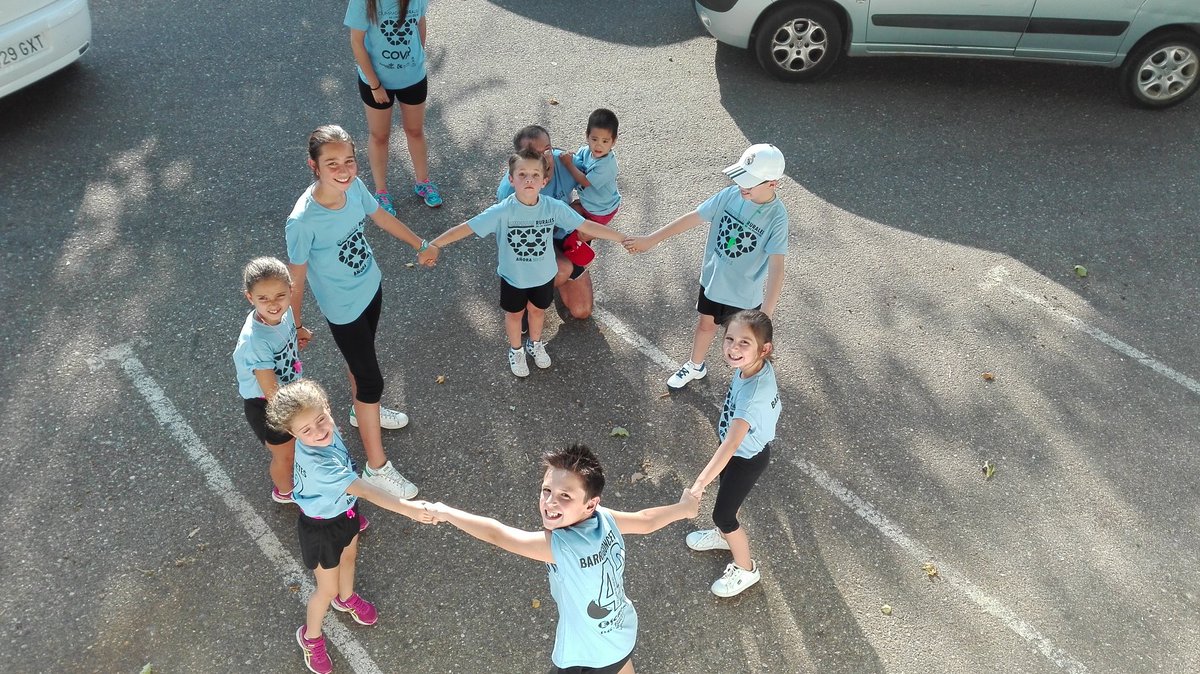 Nuestro #AroOlimpico lo hacen nuestros mini #Barrigoncetes <a href="/OlimpiadasR/">Olimpiadas Rurales</a> 
Nominamos a <a href="/ajrb1981/">Antonio J Ruiz Barbero</a> <a href="/NevadoRom/">Ana Belen Nevado Rom</a>