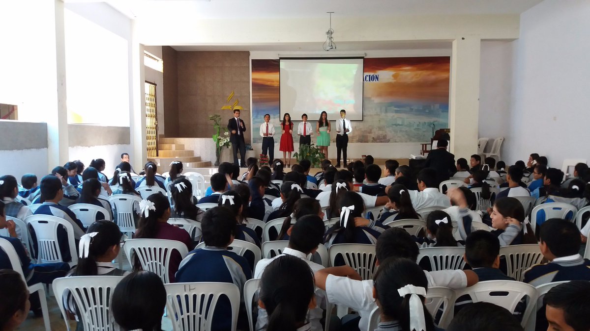 btyac's tweet photo. Hay gozo en los cielos y en el Col. Adv. "El Porvenir" @ASEANoP #MasQuePasion #6MetasUPN https://t.co/gJNMDbPqEc