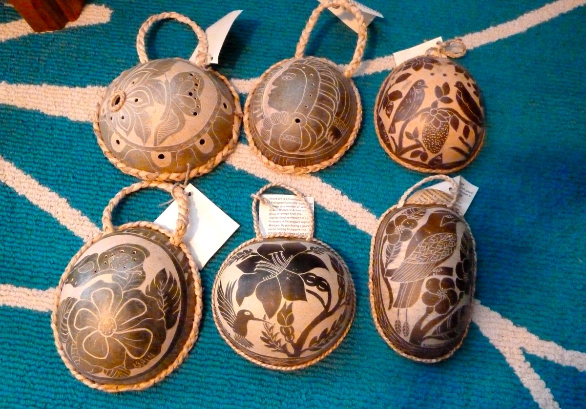 SarahBsNH's tweet photo. Check out this awesome #gourdart https://t.co/QHYM6RztLV via @Etsy #handmade #fairtrade #charity #nicaragua https://t.co/q4dVstpImS