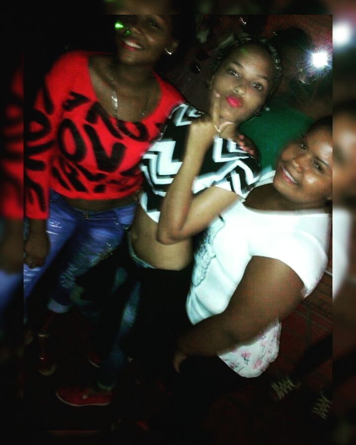 Yuneivy1345's tweet image. Juntas Siempre Las Amoo. 
Mas Que Amigas Hermanas ♥ #Gpbc #Ycpp