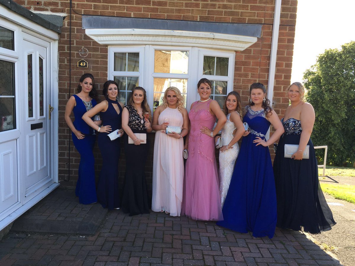 kath_mc's tweet photo. Daughter and friends prom https://t.co/1UQ5PrWuN8