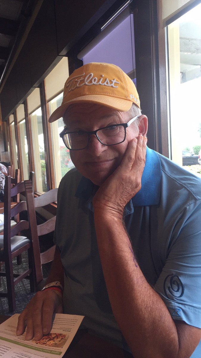 kelcee_leanne's tweet photo. My lunch date today 💗👴🏼 Isn't he cute? @olivegarden https://t.co/oYplx4cWNW