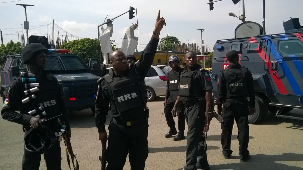 rrslagos767's tweet photo. #Okepopo #Odunfa Crisis: area calm, including #Itafaaji junction, #Massey, #Rica and #Carrena streets in #IsaleEko https://t.co/OQy6Btd9y9