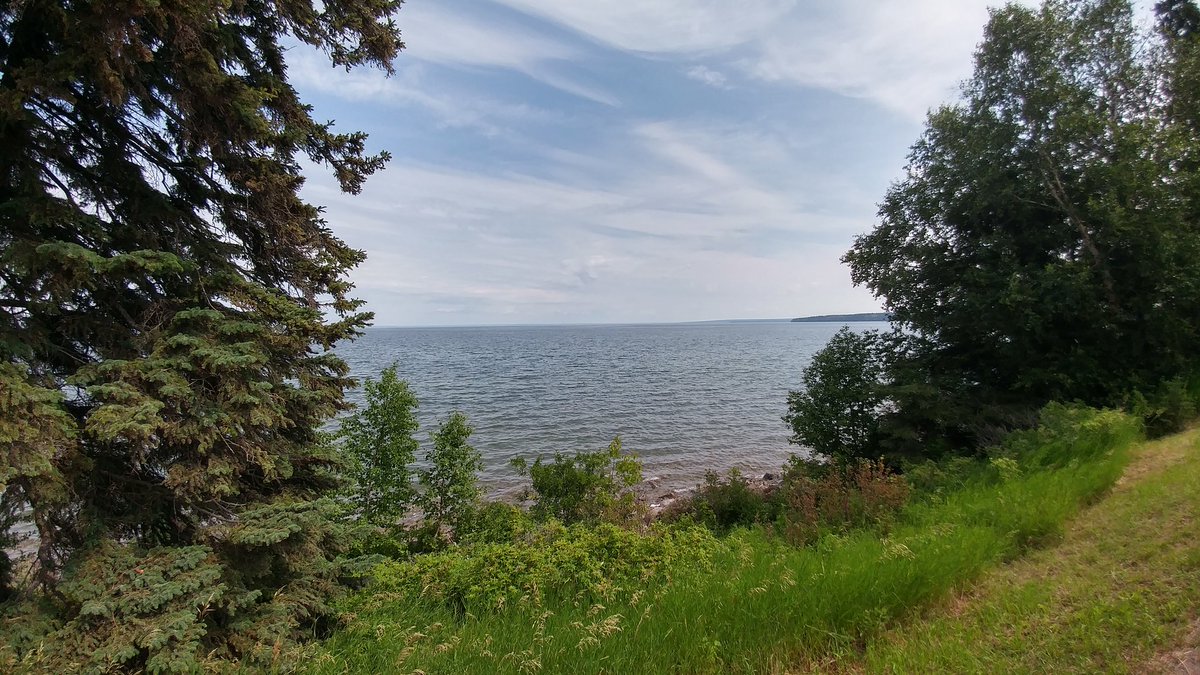 uhohcaches's tweet photo. How can you ignore this view? #ColdLake #WESTCAN6 #geocaching #cacheAlberta https://t.co/jJ9Rc6yDN3