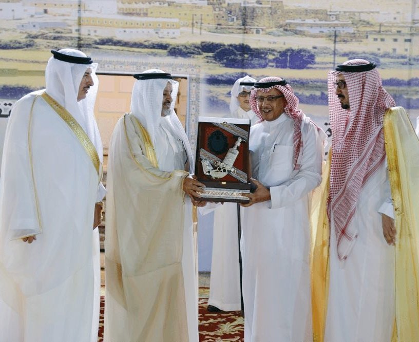 أبارك لأخي الدكتور أحمد التيهاني تكريمه مساء أمس في حفل قبائل ربيعة ورفيدة