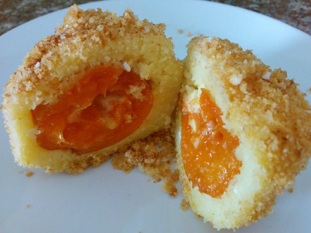 KohlRegina's tweet image. It's #apricot season! Treat yourself to #wachauer #dumplings, a delicious #Austrian #dessert youtu.be/qxMv2ILlY9Y