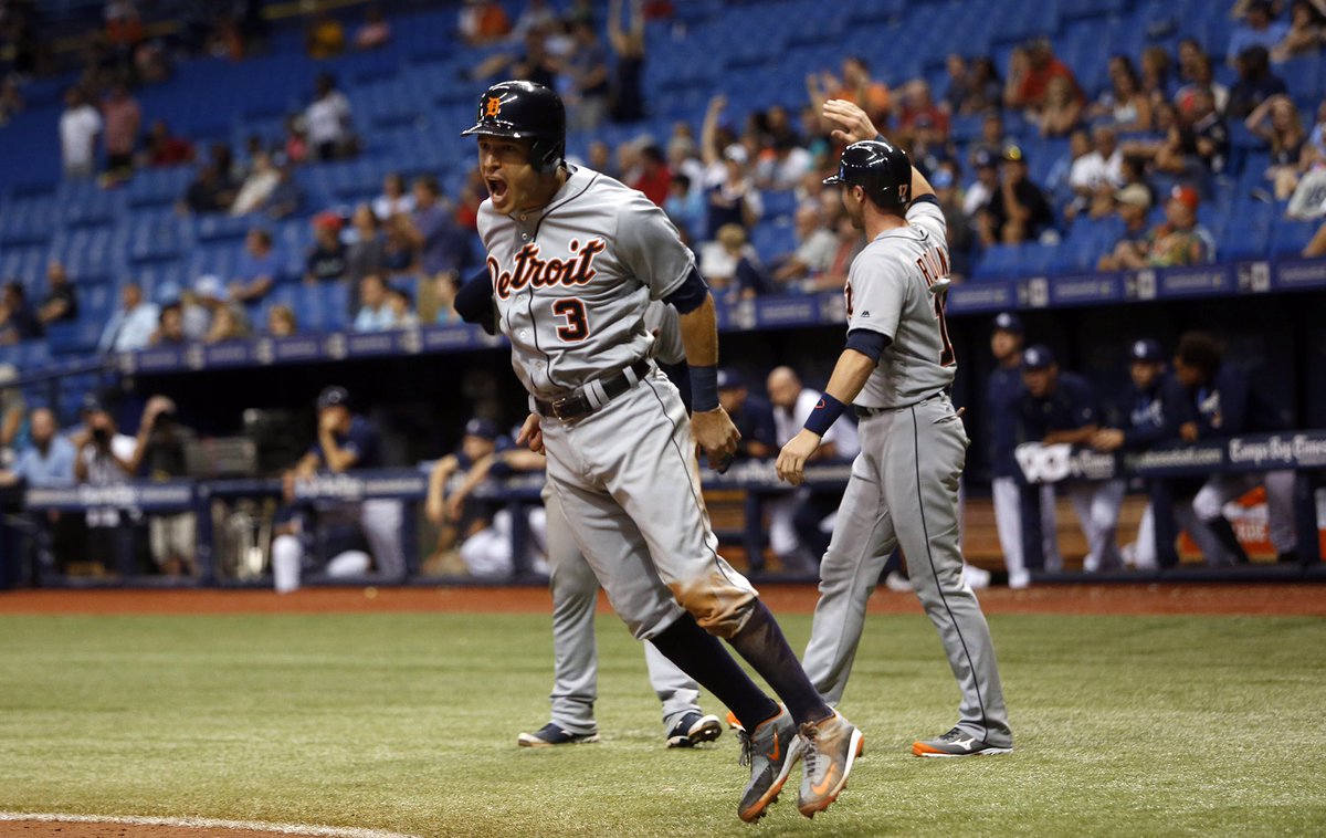 tigers's tweet photo. That #FridayFeeling! 🙌

#VoteKinsler
#VoteMarte https://t.co/obGhWakqUW