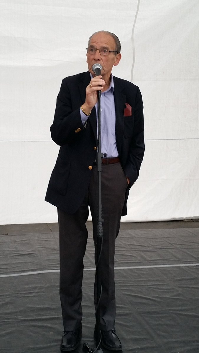 MaynoothFest's tweet photo. Tom welcomes everyone to #maynoothfest https://t.co/SdpK57sDZI