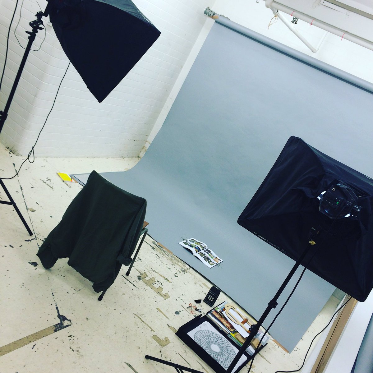 lauraboast's tweet photo. Photo shoot day with @caballe.fosch @fredaldous Studio ~ more work going on my website soon! #LJBstudio #photography https://t.co/IllQphPFlY