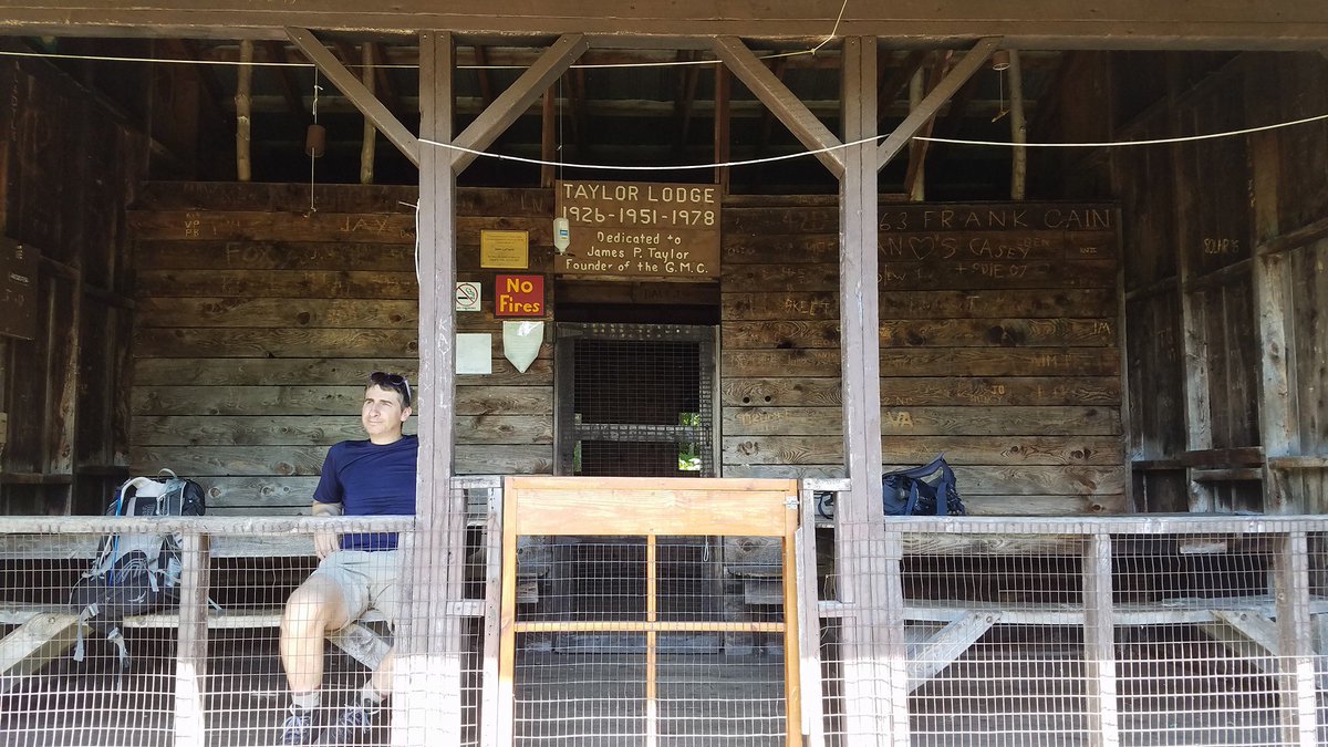 JeffGuide's tweet photo. Chilling in the heat. (Photo: K.Manna) @GMC_VT #LongTrail https://t.co/RghWzyQGqR