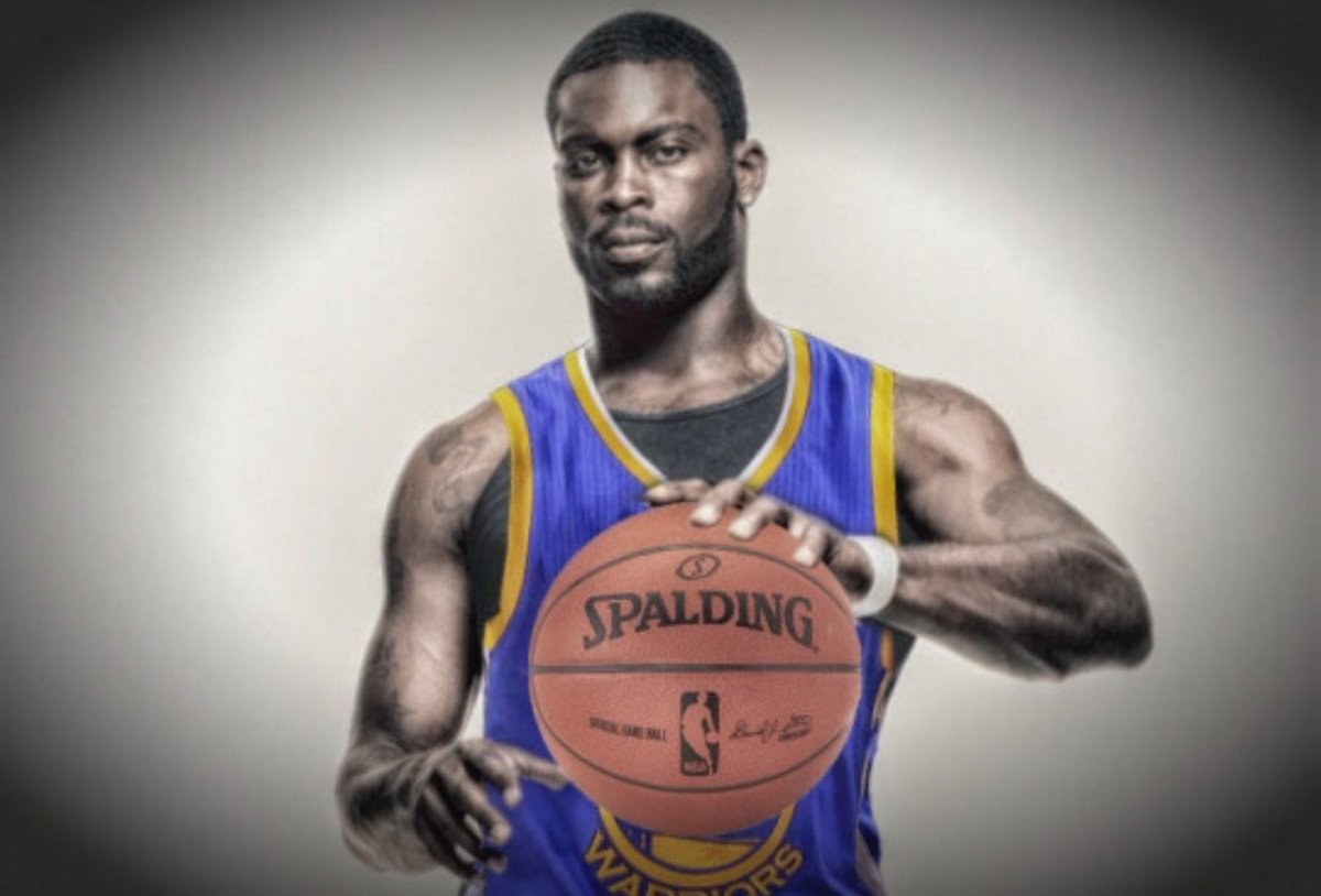 MichaelVick's tweet image. *clears throat* ...I have an announcement to make...😂😂😂 sqor.com/posts/b3e3fc67…