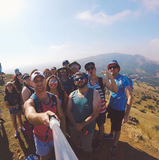 IsraelOutdoors's tweet photo. Now that's a view.
Photo by @brittanywexler on Mount Bental with #IsraelOutdoors #Birthright #Bus311! https://t.co/JaC6Kt0X6X