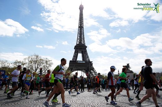 GivenGain's tweet photo. Run the fantastique #ParisMarathon in 2017! #DoItForACause #BucketList https://t.co/ijpaZfMyta https://t.co/b7fUk77TC9