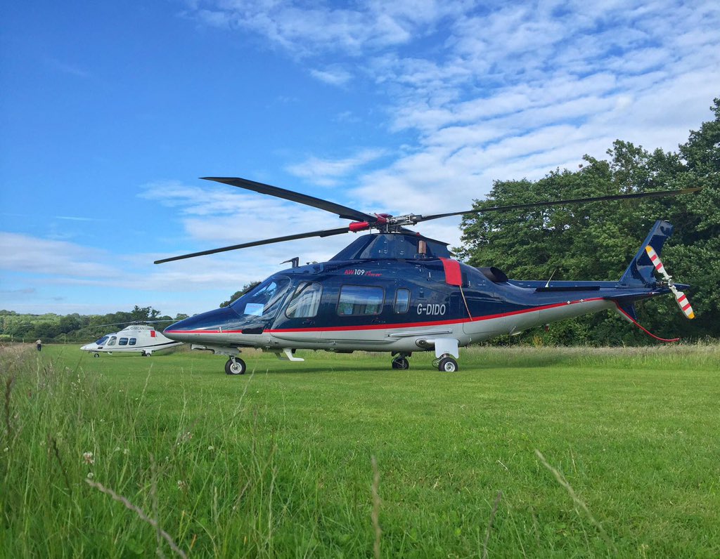 castleairltd's tweet image. Parked up ready for an early start 😄
