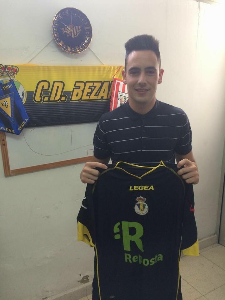futbol942's tweet photo. El BEZANA ficha a tres juveniles destacados del Marina Sport y Tropezón. https://t.co/jjbakI9IPE