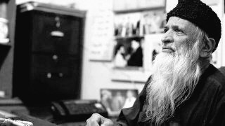 iuzairhasan's tweet photo. The Edhi Tenure..
#ripedhi #edhiforlife #guinessworldrecordholder #philanthrophist #worker #beinghuman #worlwide https://t.co/6VqvQ4SNwf