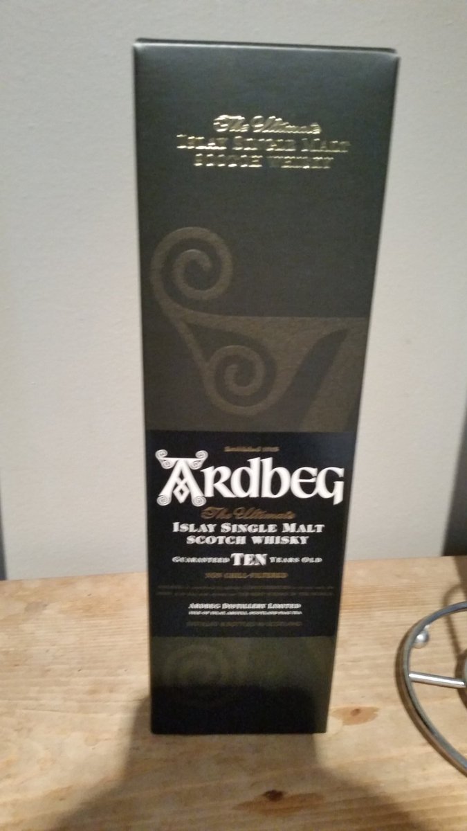 ScottFish24's tweet photo. Got my #SFB480 launch single malt. :) cc @FFJeffM https://t.co/ptO24qJ4kC