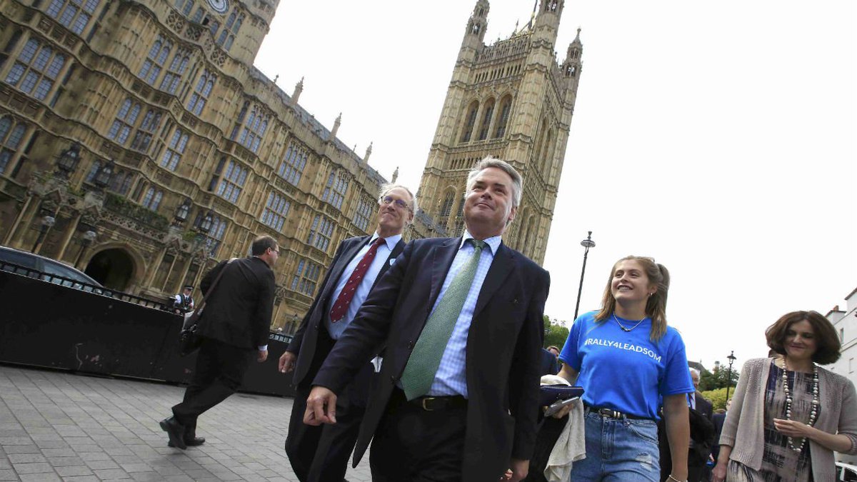 ElUniversal's tweet photo. Aumentan 42% los delitos raciales en Reino Unido tras referendo sobre Brexit / https://t.co/YgdaLjIukh https://t.co/tAHlLGIckU