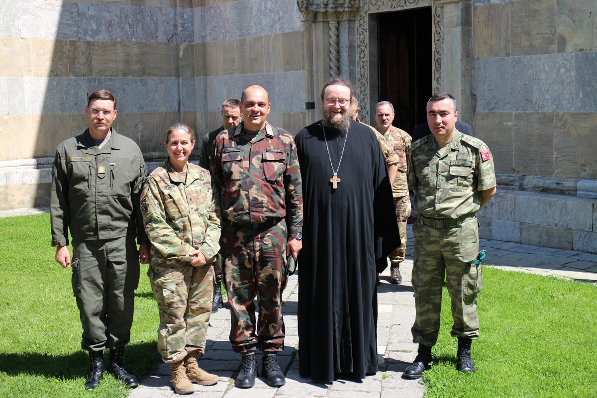 DecaniMonastery's tweet photo. Today at Dečani Monastery w/ officers of the KFOR HQ headed by Deputy Chief of Staff Hungarian General Ferenc Korom https://t.co/YIEfFu9Z66
