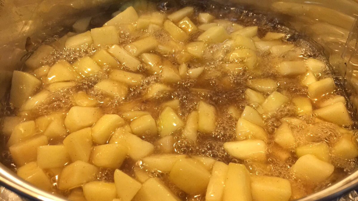 IvanEmpanadas's tweet photo. New flavor!
APPLE PIE Empanada! https://t.co/xh48AHfPQB