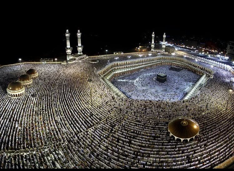سبحانك ربي وعزتك وعلو مقامك
كلمة الله اكبر بثوان تجمعهم  وتعجز الامم عن جمعهم بايام ....الحمد لله
#قروب_الرفل_للدعم