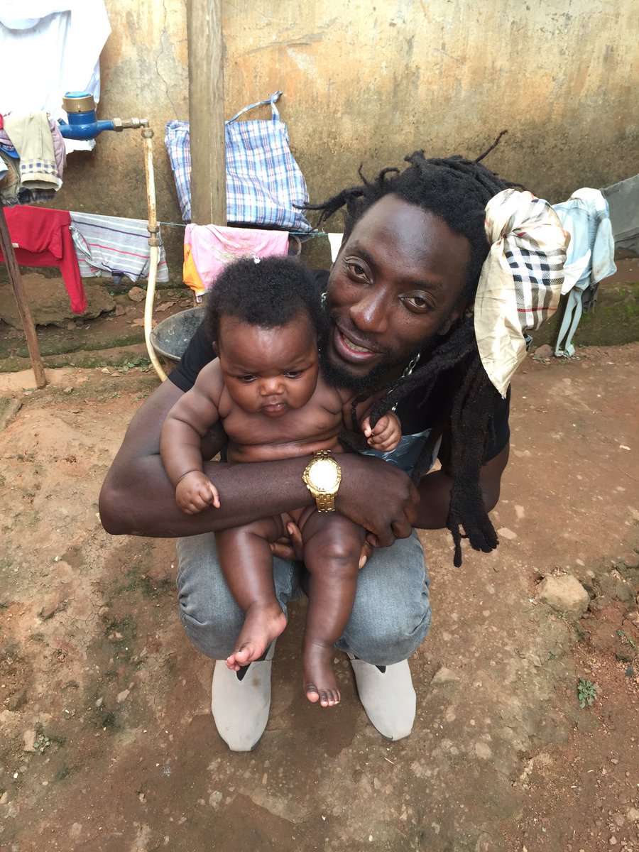 BambasbambaA's tweet photo. Jah bless África https://t.co/fsGMbfrZbD