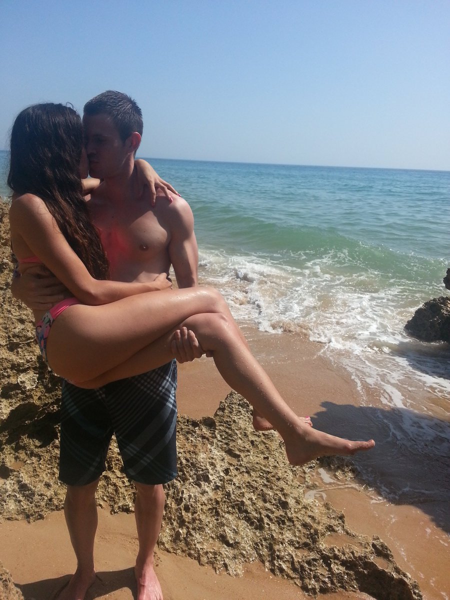 Ifeelwithyou's tweet photo. TEEEE QUIEROOO 😍💘  @varitote93 https://t.co/7xmHZtk1FG
