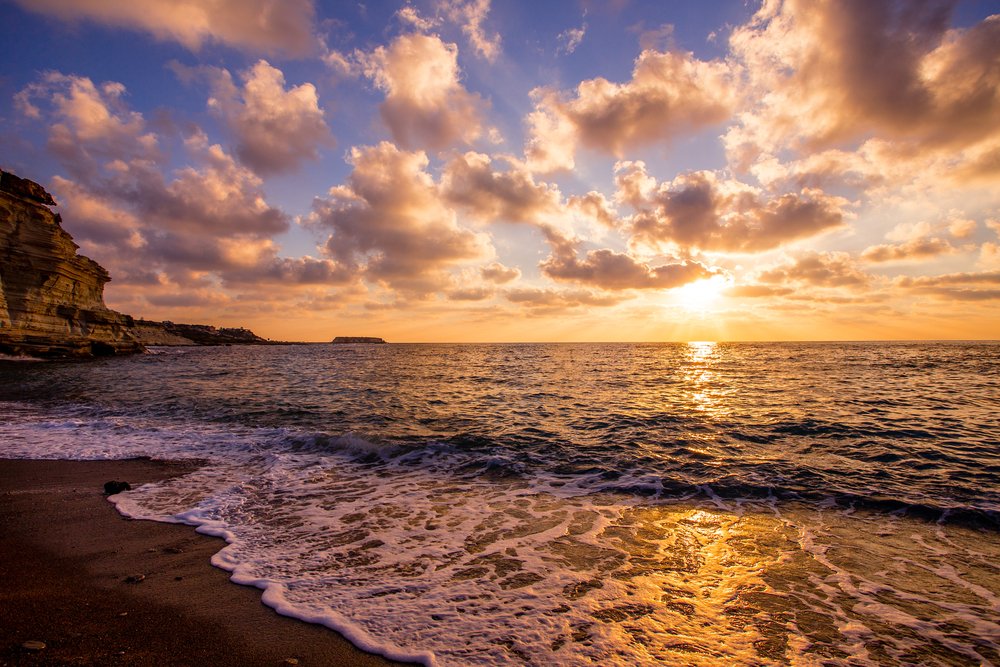 DublinAirport's tweet image. We’ve got 2 return flights to Cyprus with @CobaltAero to give away. Just follow us &amp;amp; retweet to enter. #DUBLarnaca