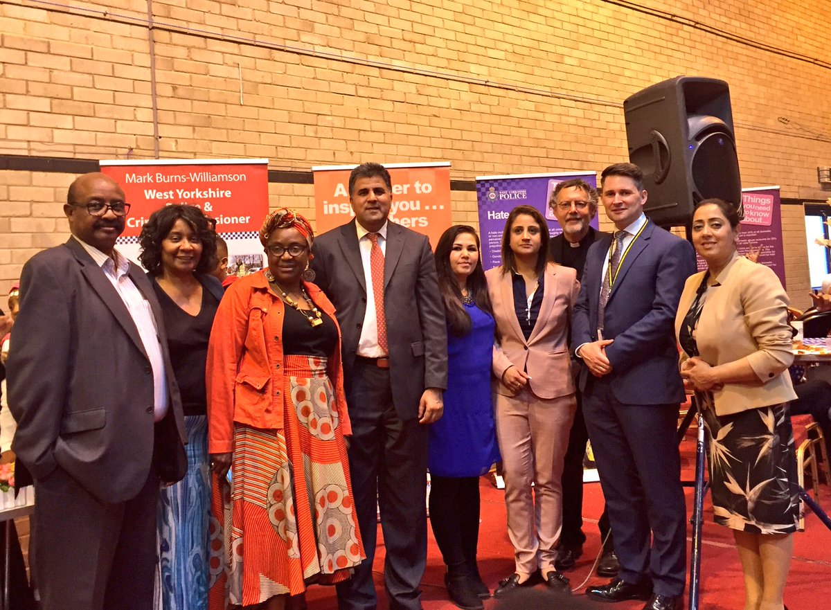 asgharlab's tweet photo. Fab turnout #EidMubarak #CommunityCelebrationEvent.Thanks PCLota,Mr Ali &amp; Happy to help @DAZL_Leeds, Local residents https://t.co/hcC5wLm23X
