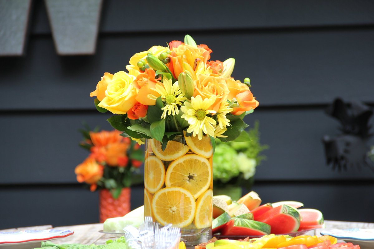 GroceryGal26's tweet photo. Check out the pics from a shoot for #Albertsons #Safeway. Pick up a bouquet & share your ideas at #BeYouByDesign https://t.co/mpsFy22nrC