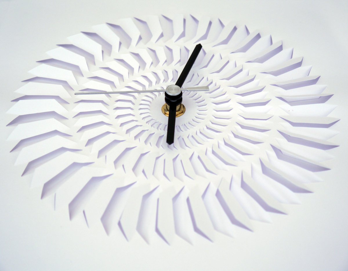 Hand cut paper clock. #bespokeliving #interior #clocks #handmade #paper
etsy.com/uk/listing/290…