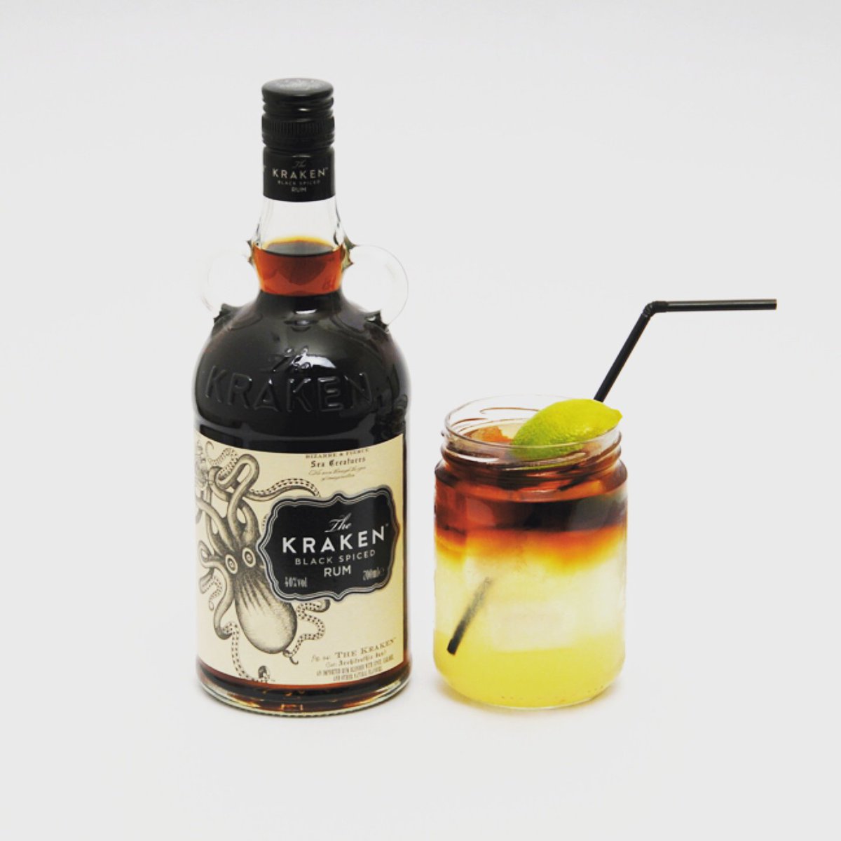 CafeBarTarazona's tweet photo. Comenzamos fin de semana caluroso!! Te atreves con un Stormy Kraken.Divertidisimo Cocktail!! https://t.co/QPTrtBShP5