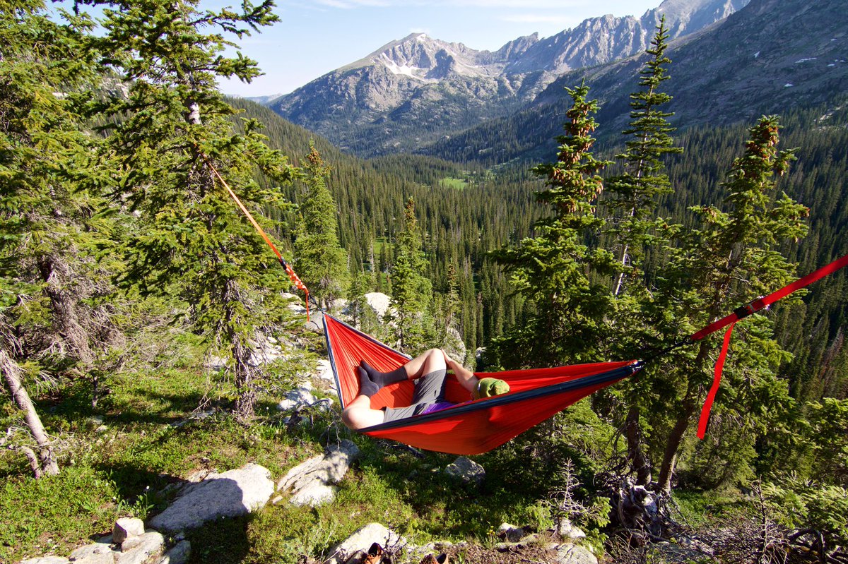 HeliosHammocks's tweet photo. GIVEAWAY TIME! Like and retweet for your chance to be selected as the June 2016 Apollo Hammock winner!! https://t.co/nuuh1oWexn