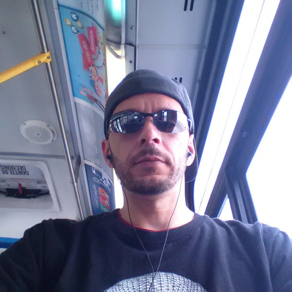 stancastrer's tweet photo. A Lundi https://t.co/b9RArQis2I