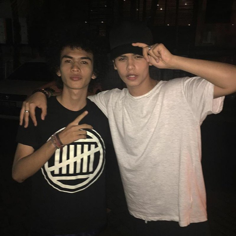 HarrisJJLove's tweet photo. Throwback Harris J in Indonesia 😊 @HarrisJOfficial https://t.co/4cclLCZhC8