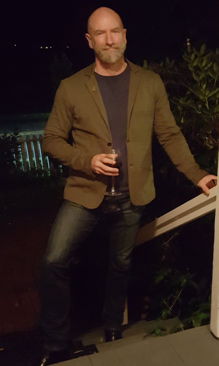 Sheugs's tweet image. SO
@grahammctavish REALLY ROCKED the #GatheringOnTheRidge
So much so
A tornado hit his cabin😲
TRULY
@NovelAdventurer