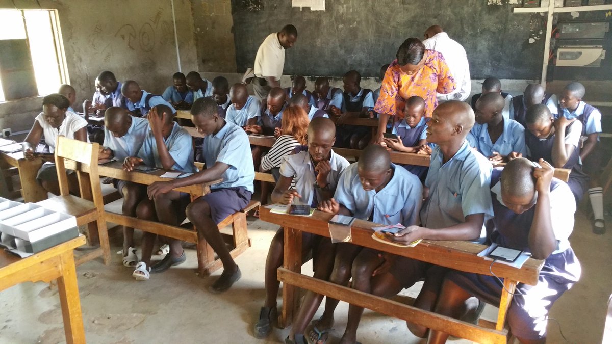 SmileyCharity tweet media