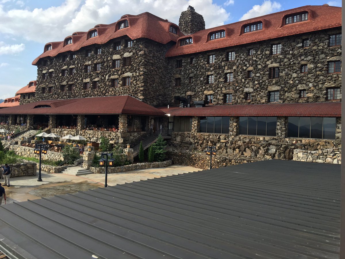 Great dinner <a href="/OmniGrovePark/">Omni Grove Park Inn</a> last night! #AVL #WNC
