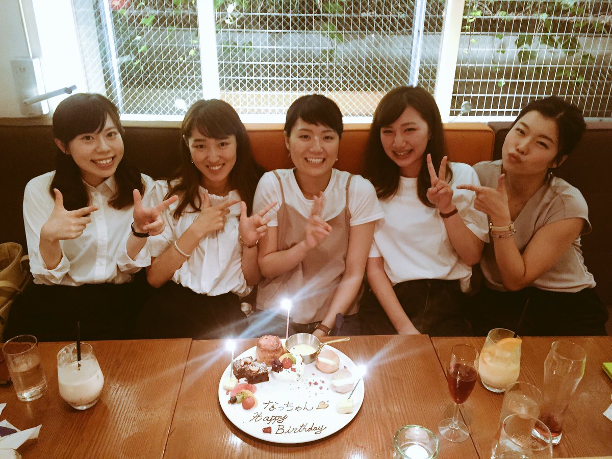 m_rin_rin_m's tweet photo. なっちゃん誕生日おめでとう🎉
はーきおかえりなさい🇺🇸
君たちさいこおー！！！ https://t.co/S5y8xpT5D0