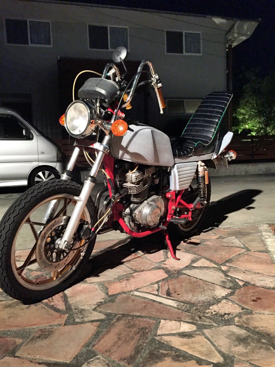 CBx400F0308's tweet photo. #ザリ売ります！
#25ザリ売ります！

gsx250eザリ売ります
不具合わスピードメーター動きません
改造点わ画像判断でお願いします
外装塗りたてです！
風防、三段シート、Tハンつけます
値段などわDMでお願いします https://t.co/3WvUvjq3Hk