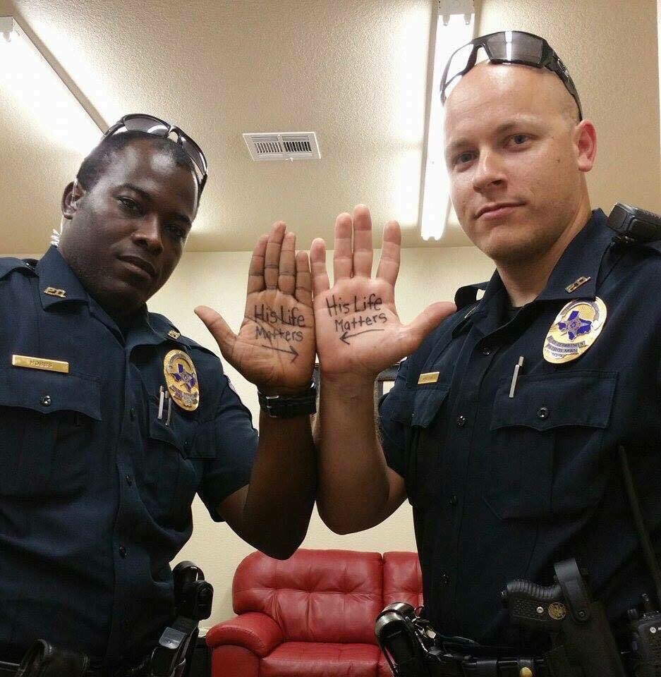 FostersForever2's tweet photo. PLEASE RT & SHARE! THIS IS SO IMPORTANT!! #OurLivesMatter #PrayForHumanity #KillingIsNotTheAnswer @TeriPolo1 https://t.co/hmVQur30qD