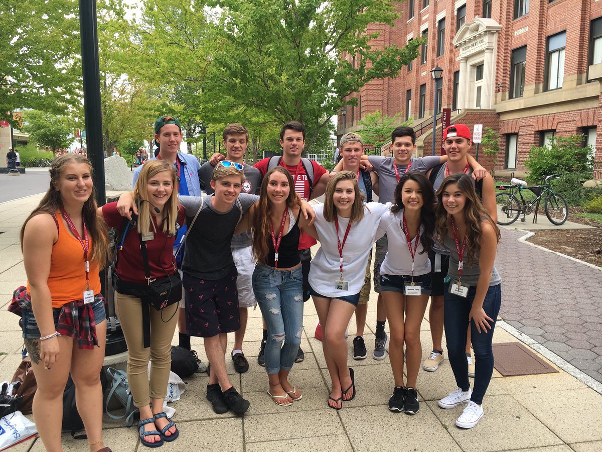 OC_EmmaK's tweet photo. thanks for being amazing session 7!! miss y'all already 🐾 https://t.co/VHnlDpty5N
