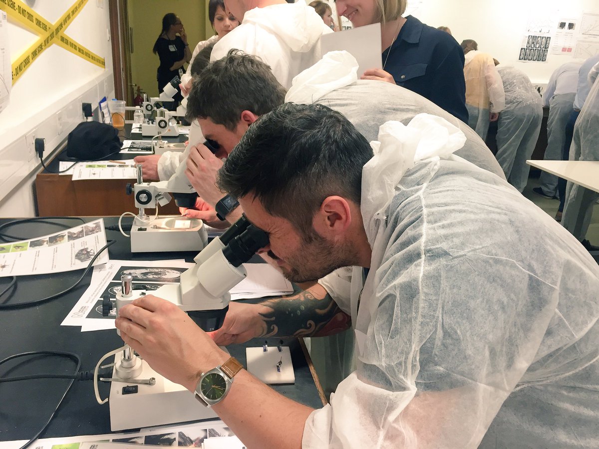 amypackham15's tweet photo. And here we are investigating 👀💉🔬🤓 @NHM_London #CrimeSceneLive https://t.co/eHvUIGeSoW