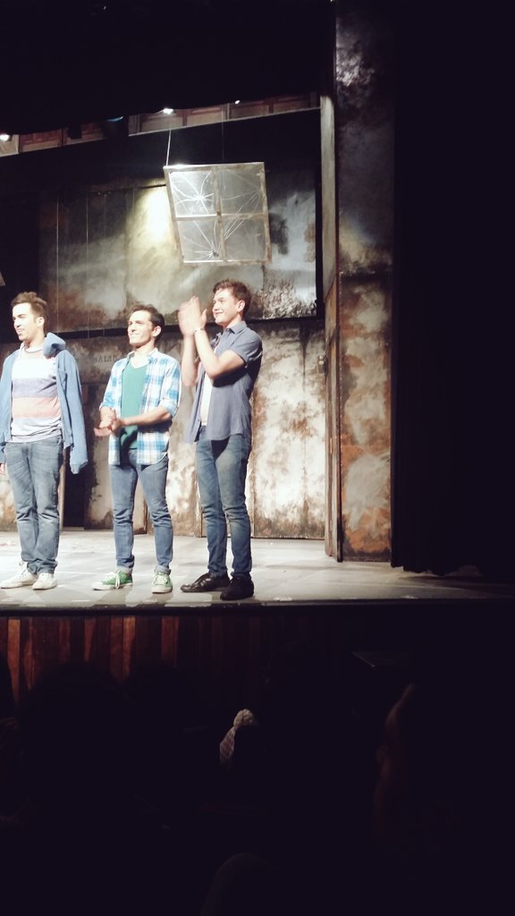 MafiaBeckOfi's tweet photo. @SoyRickyBeck extrañamos verte en el escenario.😢👌🌟 https://t.co/V2awGCDnSR