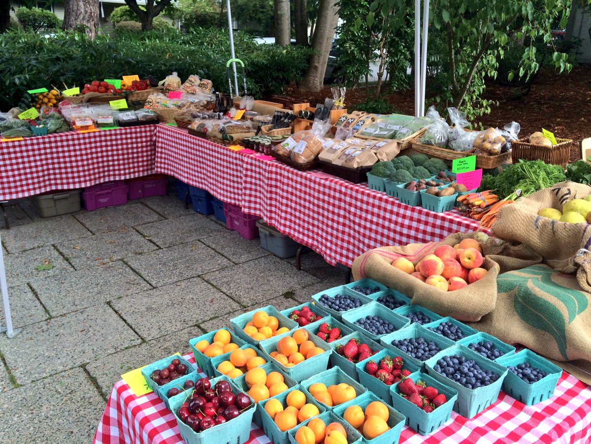 zebramarket's tweet image. Your blueberries are waiting for you at the first @zebramarket @IlCentroVan today 4-8 #slocan &amp;amp; #grandview